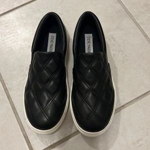 Steve Madden Black Slip ons